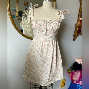 Perfect little summer dress bonne chance